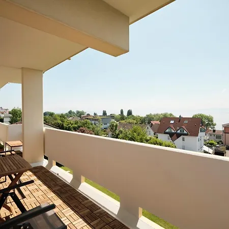 Seeblick - 4-Zimmer Wohnung Mit 3 Schlafzimmer Immenstaad am Bodensee Exterior photo