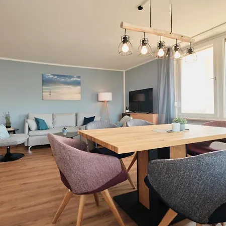 Seeblick - 4-Zimmer Wohnung Mit 3 Schlafzimmer Immenstaad am Bodensee Exterior photo
